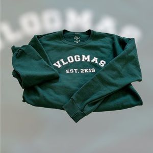 AlishaMarie | Green Crewneck crewneck